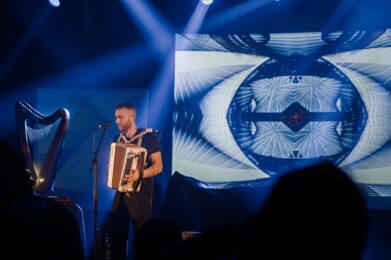 VISÙ #2 // Soirée d'ouverture : Vernissage + Larme Incendie + Attara 10